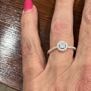 Crystal Halo Round Ring in Silver tone SZ 7